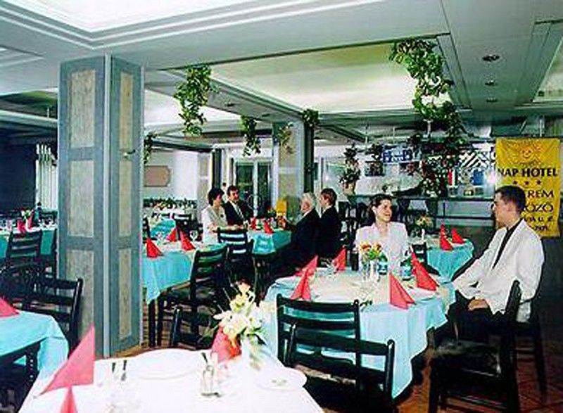 Hotel Nap Boedapest Restaurant foto