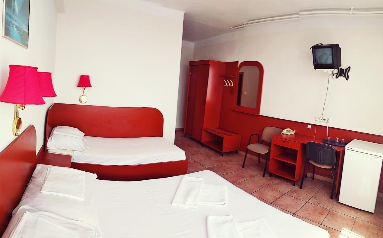 Hotel Nap Boedapest Buitenkant foto