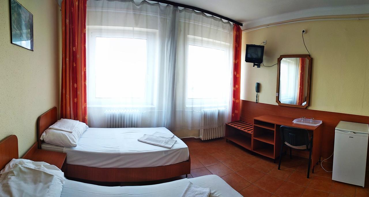 Hotel Nap Boedapest Buitenkant foto